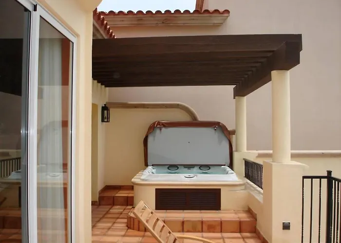 Villa Astonishing 3br Magic View In *