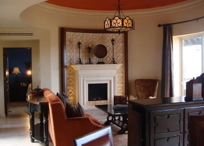 Astonishing 3br Magic View In Villa *
